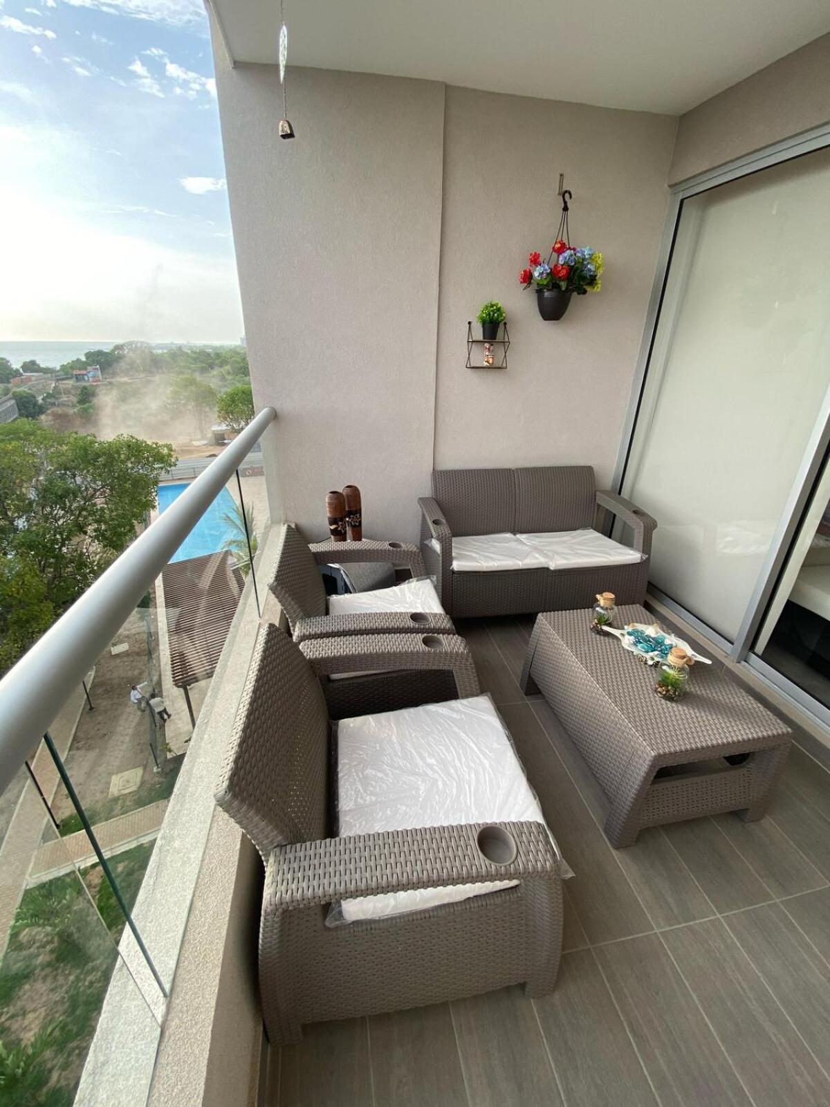 Apartamento Paraiso En Santa Marta Cerca Al Aeropuerto, Frente Al Decameron - Espectacular Vista Panoramica A La Playa *